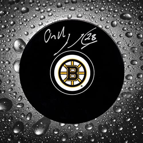 Ondrej Kase Boston Bruins İmzalı Disk-İmzalı NHL Diskleri