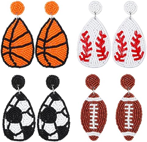 4 Pairs Boncuklu Futbol Küpe Futbol Topu Basketbol Futbol Beyzbol Spor Küpe Kadınlar için Bırak Dangle Küpe Spor Oyunu Takım Takı Bayanlar